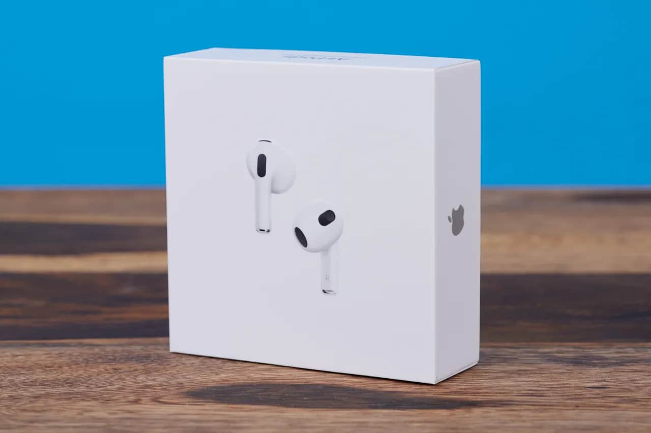 AirPods Akkulaufzeit: So lange halten sie wirklich durch