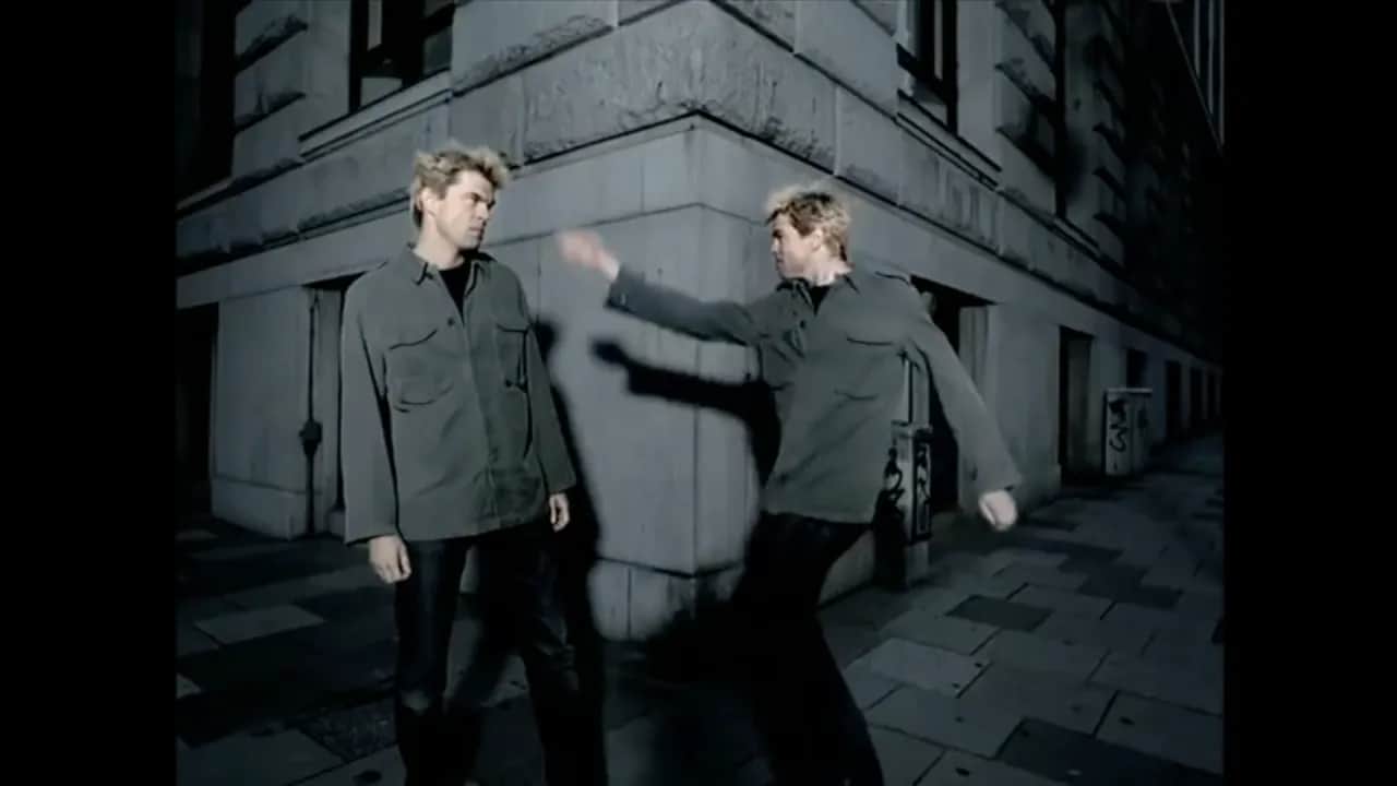 Die Toten Hosen: Songtext & tiefere Bedeutung von „Nur zu Besuch“